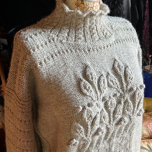MCKENNA'S VINTAGE WOOL SWEATER OVERSIZED CHUNKY HAND KNIT CREAM MADE IN IRELAND - Picture 1 of 12